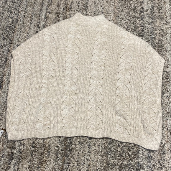 kori america Sweaters - Kori America cream beige pull over knit poncho cover sweater mock neck sz S/M